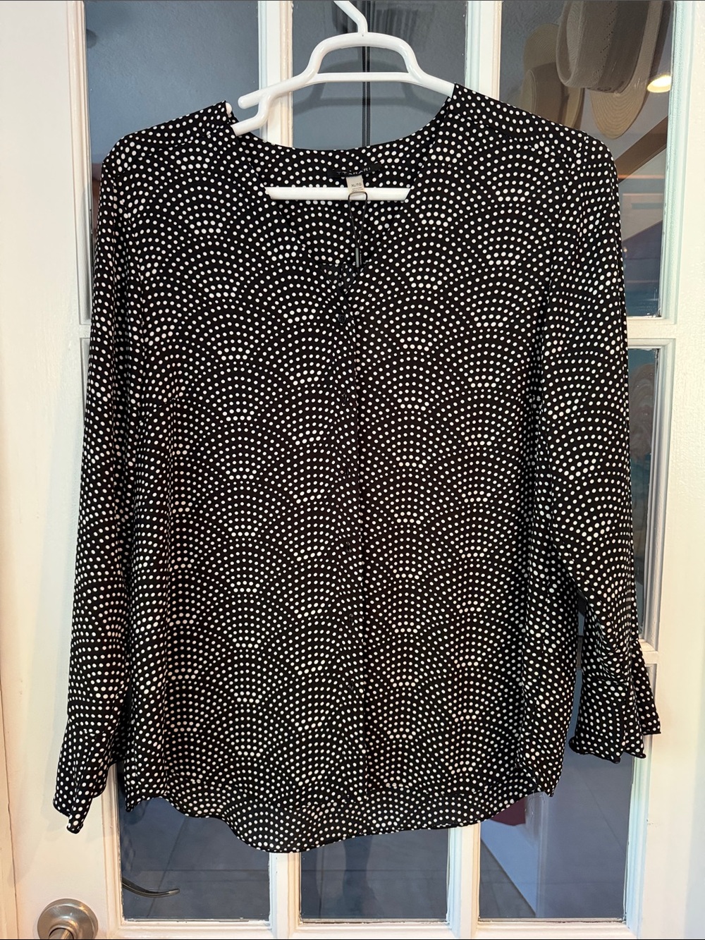 T Tahari Black and White Dot-Print Blouse size XL NWT